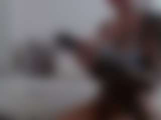Iamjuliabond's Live Sex Cam Show