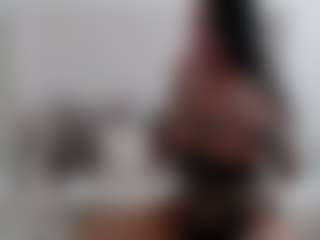 Live cam show with Iamjuliabond - Big Tits Curvy on Chatstar