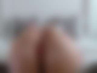 Iamjuliabond's Live Sex Cam Show