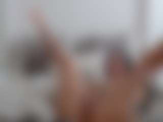 Iamjuliabond's Live Sex Cam Show