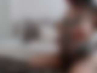 Iamjuliabond's Live Sex Cam Show