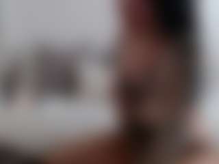 Iamjuliabond's Live Sex Cam Show