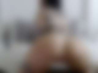 Iamjuliabond's Live Sex Cam Show