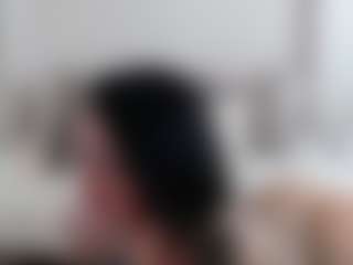 Iamjuliabond's Live Sex Cam Show