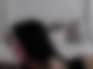 Iamjuliabond's Live Sex Cam Show