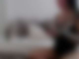 Iamjuliabond's Live Sex Cam Show