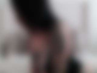 Iamjuliabond's Live Sex Cam Show