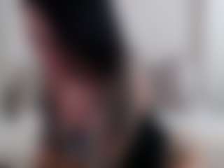 Iamjuliabond's Live Sex Cam Show