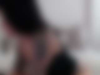Iamjuliabond's Live Sex Cam Show