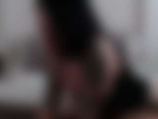 Live cam show with Iamjuliabond - Pornstar Skinny on CamwithHer