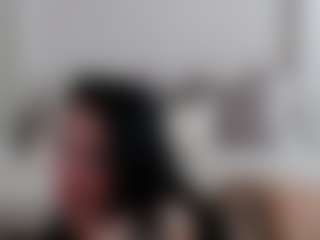 Iamjuliabond's Live Sex Cam Show