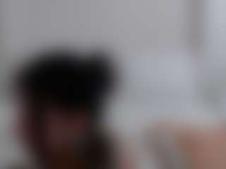 Live cam show with Iamjuliabond - Bedroom on sexylive.show