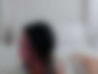 Iamjuliabond's Live Sex Cam Show