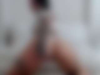 Iamjuliabond's Live Sex Cam Show