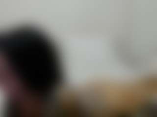 Live cam show with Iamjuliabond - Toys on Mixed Magazine Live