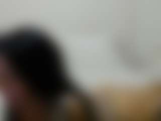 Iamjuliabond's Live Sex Cam Show
