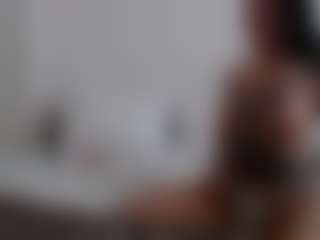 Iamjuliabond's Live Sex Cam Show
