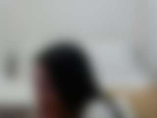 Iamjuliabond's Live Sex Cam Show