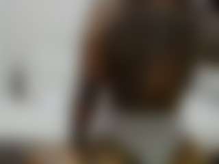 Iamjuliabond's Live Sex Cam Show