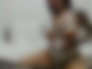 Iamjuliabond's Live Sex Cam Show