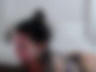 Iamjuliabond's Live Sex Cam Show