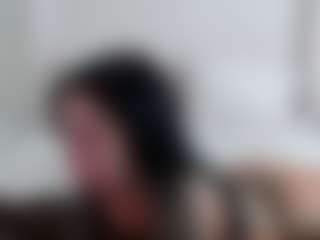 Iamjuliabond's Live Sex Cam Show