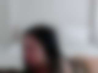 Iamjuliabond's Live Sex Cam Show