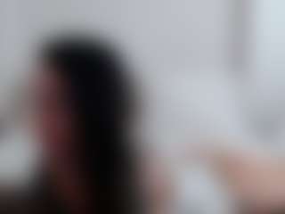 Iamjuliabond's Live Sex Cam Show