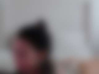 Iamjuliabond's Live Sex Cam Show