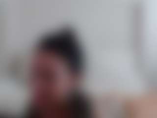 Iamjuliabond's Live Sex Cam Show