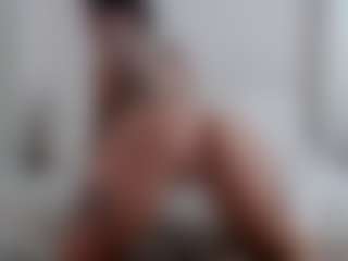 Iamjuliabond's Live Sex Cam Show