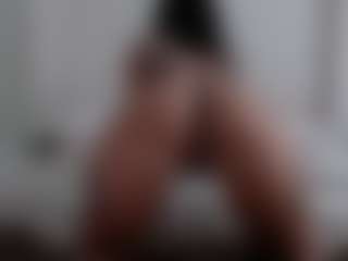 Iamjuliabond's Live Sex Cam Show