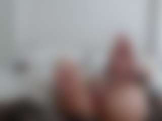 Iamjuliabond's Live Sex Cam Show
