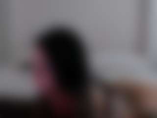 Iamjuliabond's Live Sex Cam Show