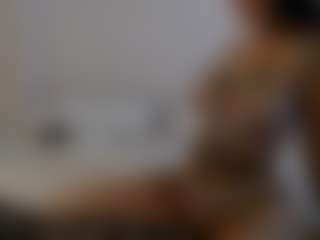 Iamjuliabond's Live Sex Cam Show