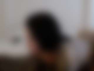 Iamjuliabond's Live Sex Cam Show