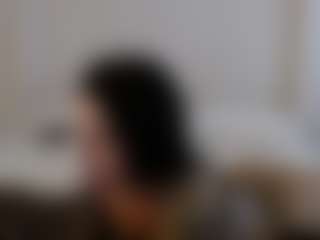 Live cam show with Iamjuliabond - White Lovense on Livezox | united states