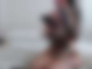 Iamjuliabond's Live Sex Cam Show