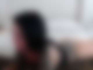 Iamjuliabond's Live Sex Cam Show