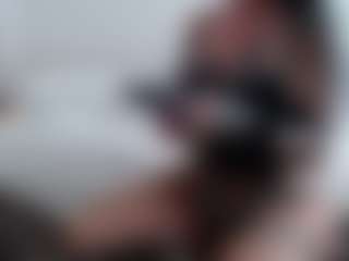 Iamjuliabond's Live Sex Cam Show