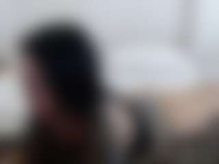 Iamjuliabond's Live Sex Cam Show
