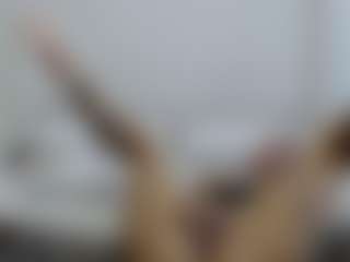 Iamjuliabond's Live Sex Cam Show
