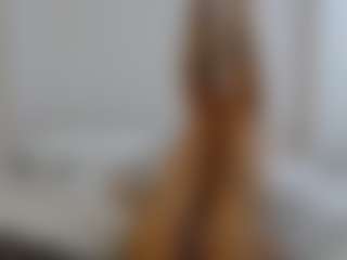 Iamjuliabond's Live Sex Cam Show