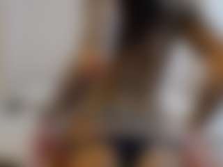 Iamjuliabond's Live Sex Cam Show