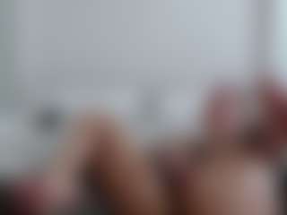 Iamjuliabond's Live Sex Cam Show