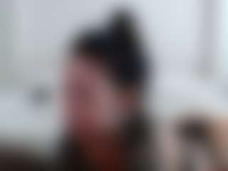 Iamjuliabond's Live Sex Cam Show