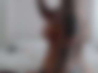 Iamjuliabond's Live Sex Cam Show