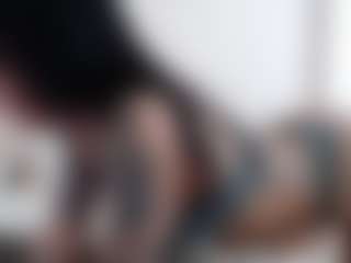 Iamjuliabond's Live Sex Cam Show