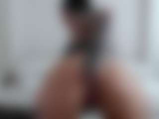 Iamjuliabond's Live Sex Cam Show
