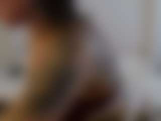 Iamjuliabond's Live Sex Cam Show